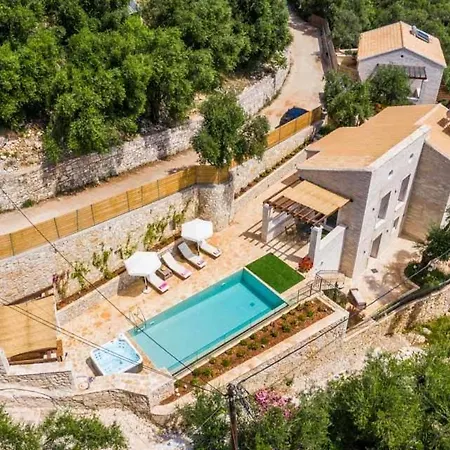 Sleeps 4 Pool Air Con T487987 *